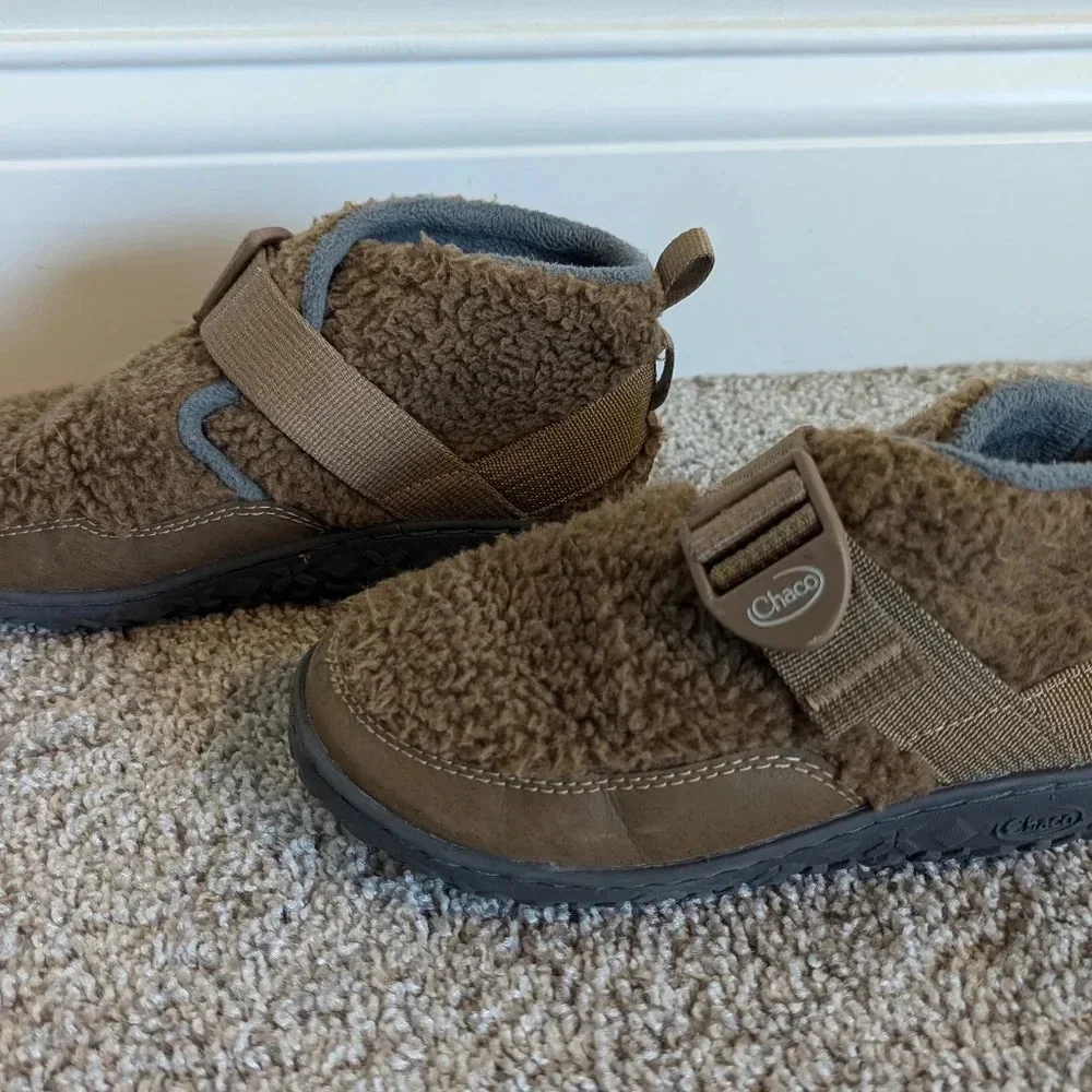 Chaco Ramble Fluff Brown Slip-on Bootie sz 1